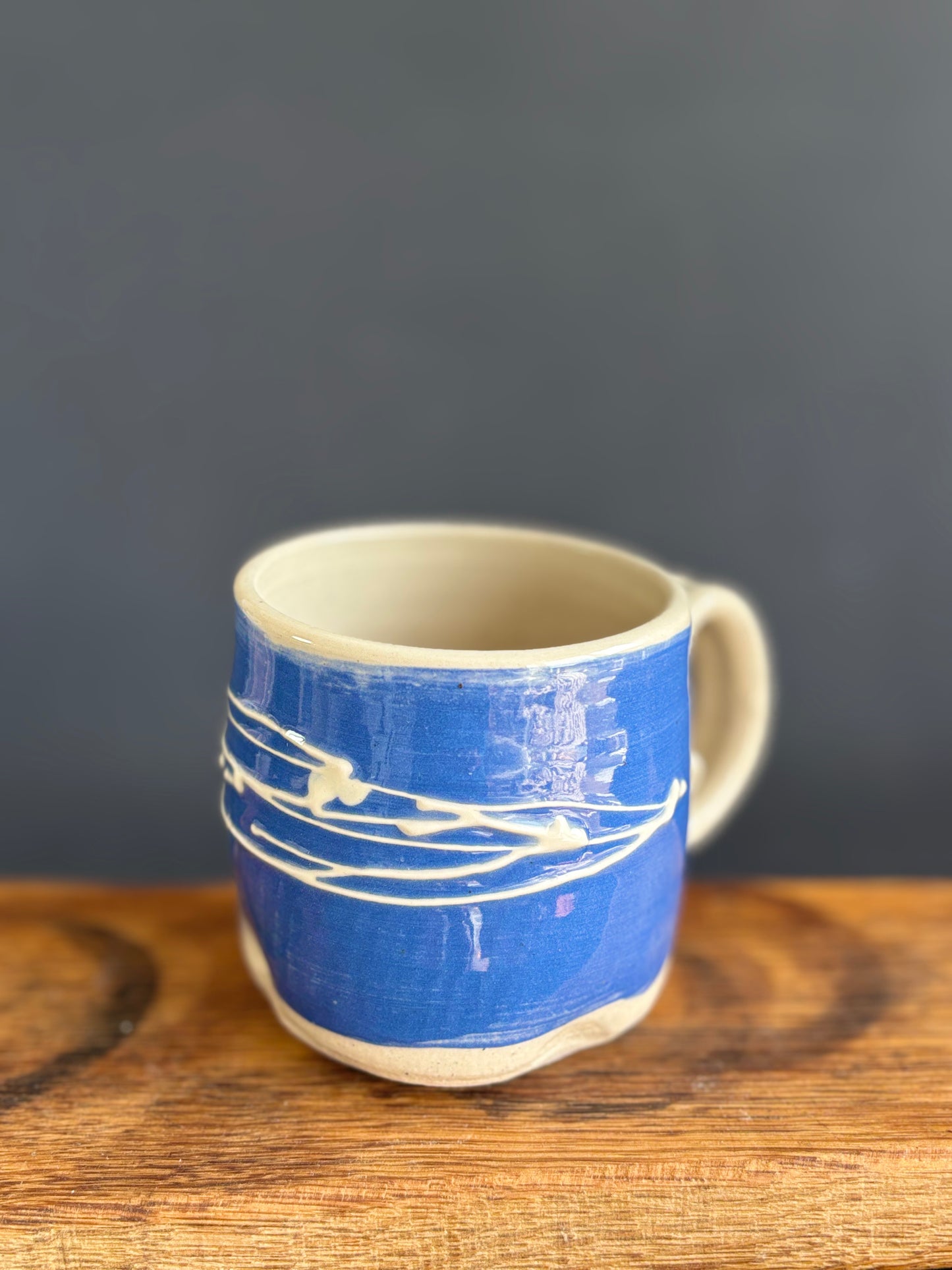 Undersea cable mug -curved belly